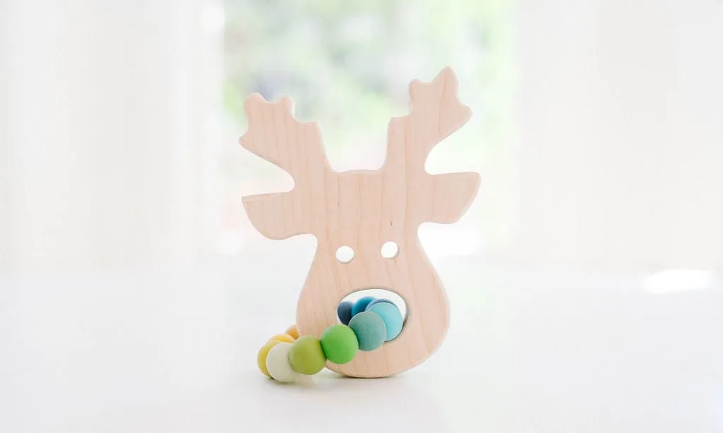 Reindeer Wood Grasping Toy With Teething Beads