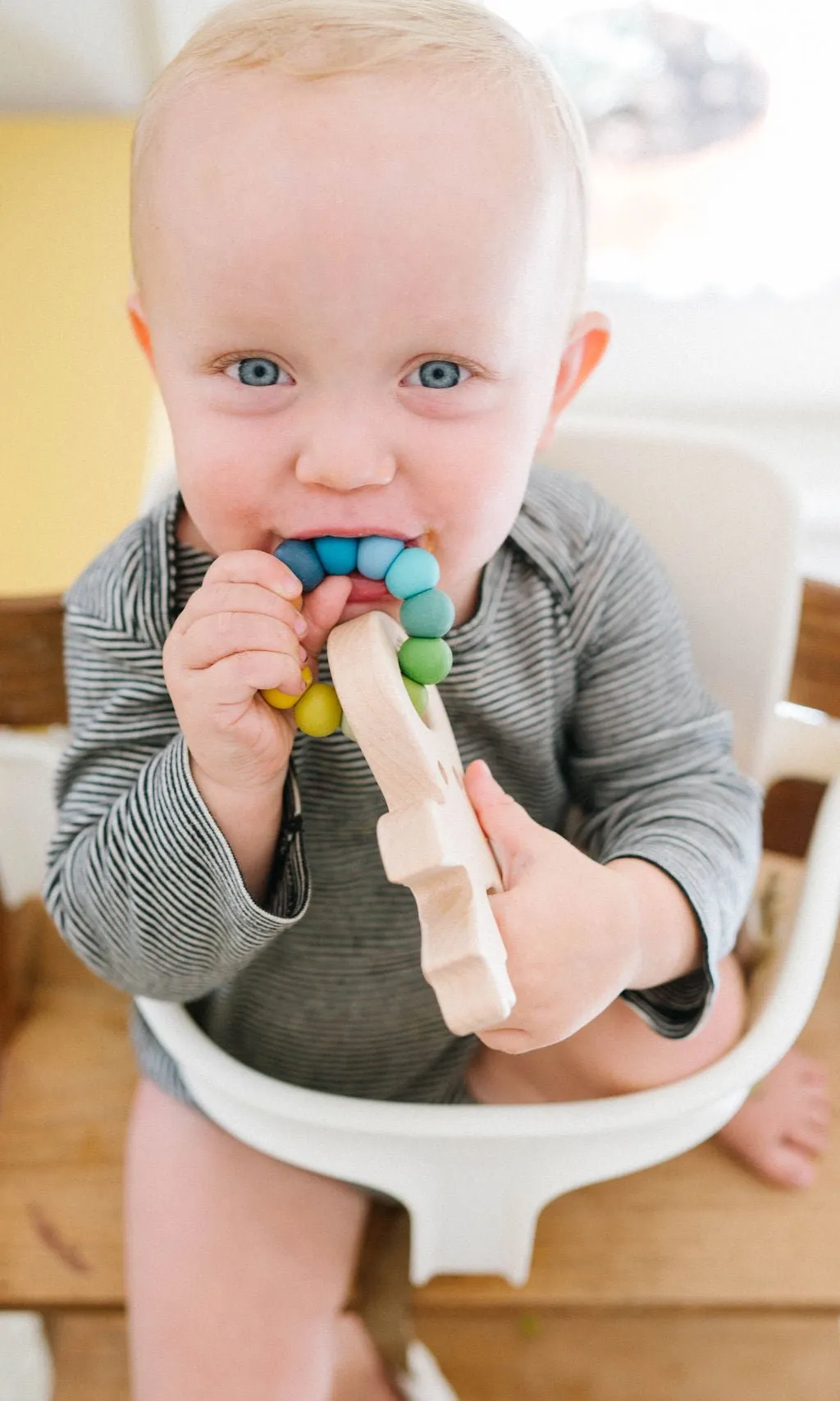 Reindeer Wood Grasping Toy With Teething Beads