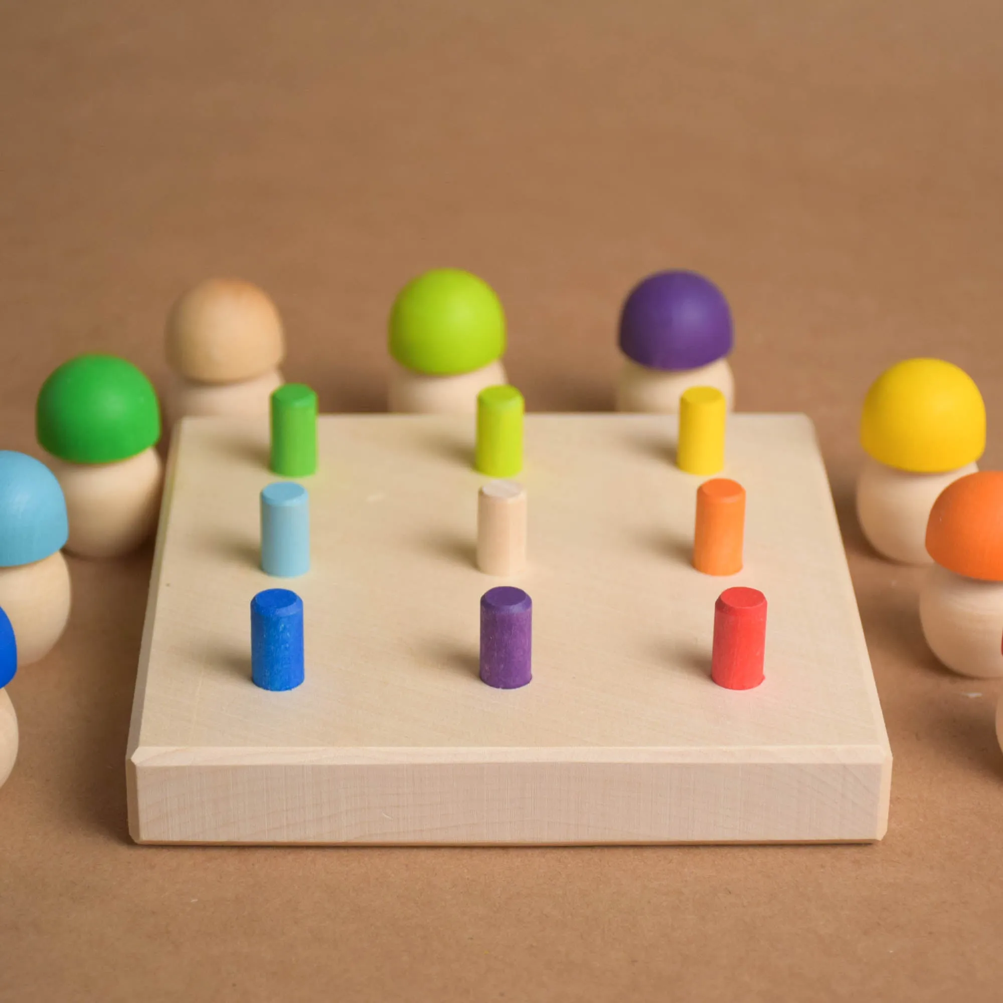 Wooden Mushrooms to Color Sorting on Geoboard